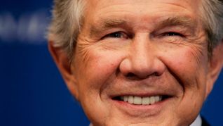 Pat Robertson Struggles With "Mommy Porn"