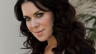 Chyna Collapses at Exxxotica Miami