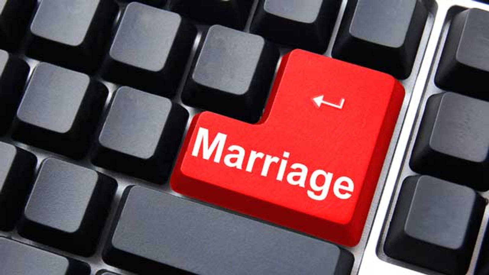 Web Cam Company Spurs True Love, Marriage
