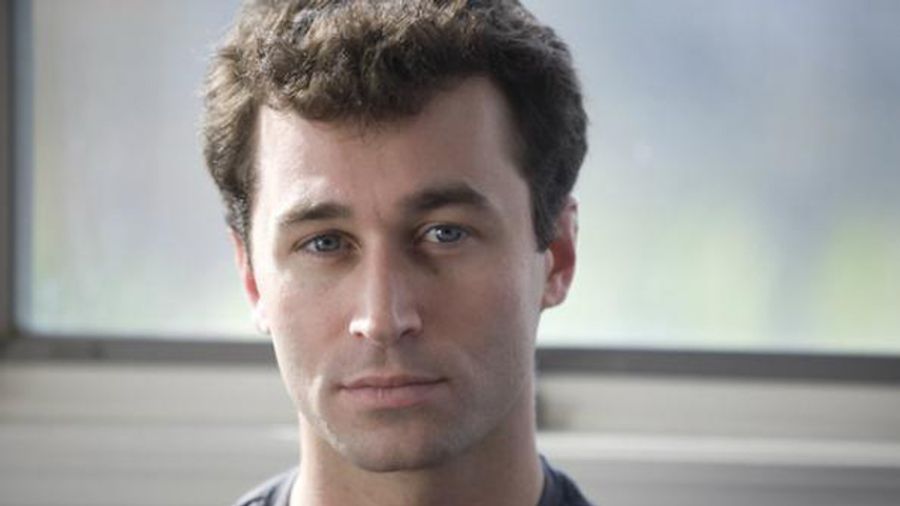 Evil Angel Signs James Deen to Direct