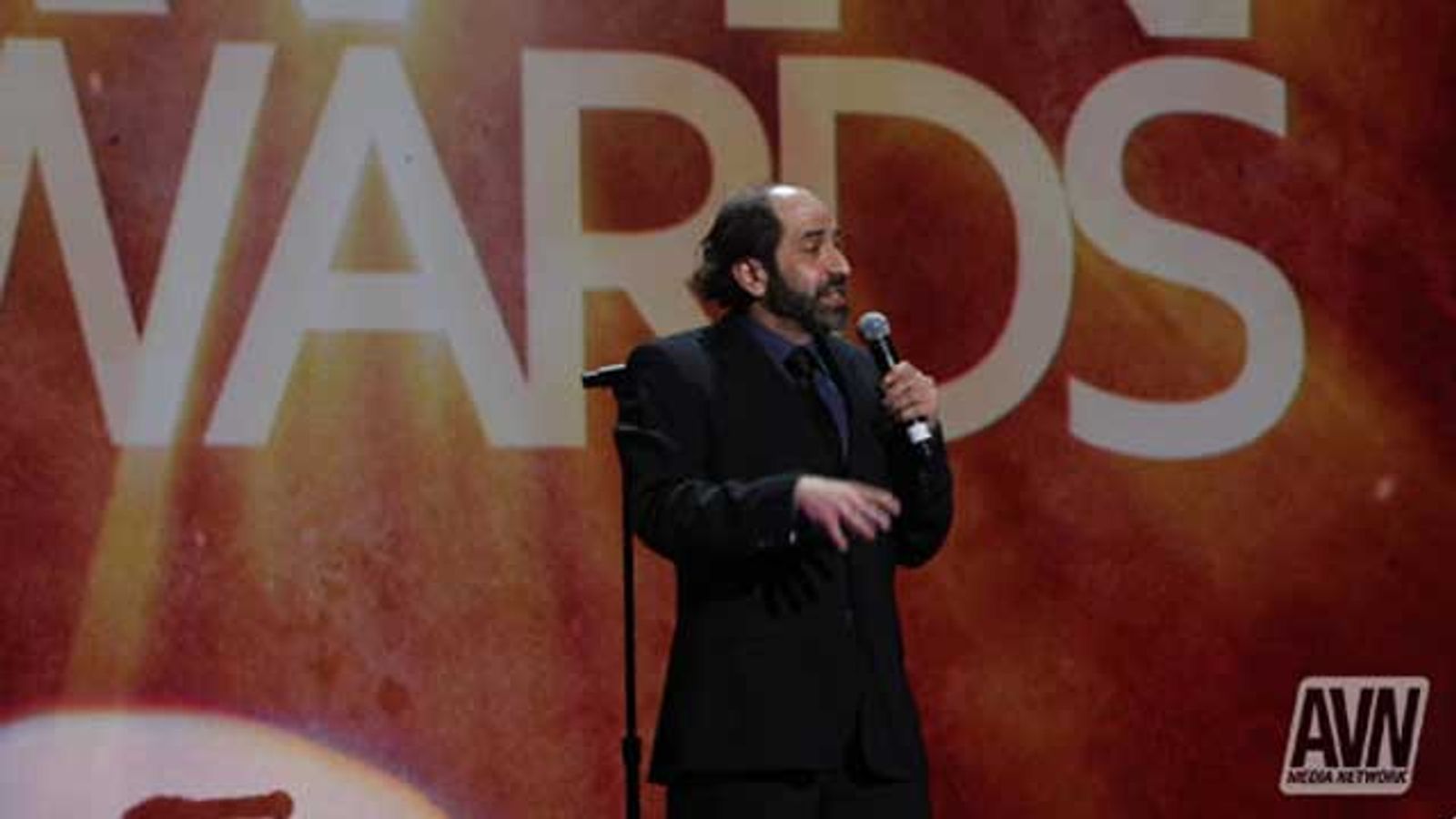 Porn-Friendly Dave Attell to Host New Comedy Central Series