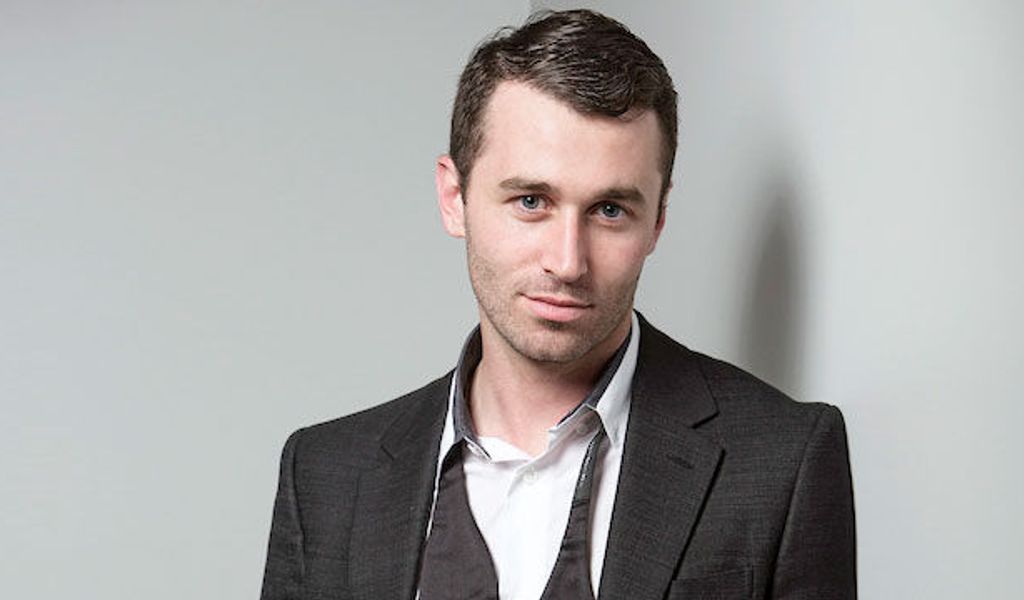 Daily Beast Writer Has Dinner with James Deen . 