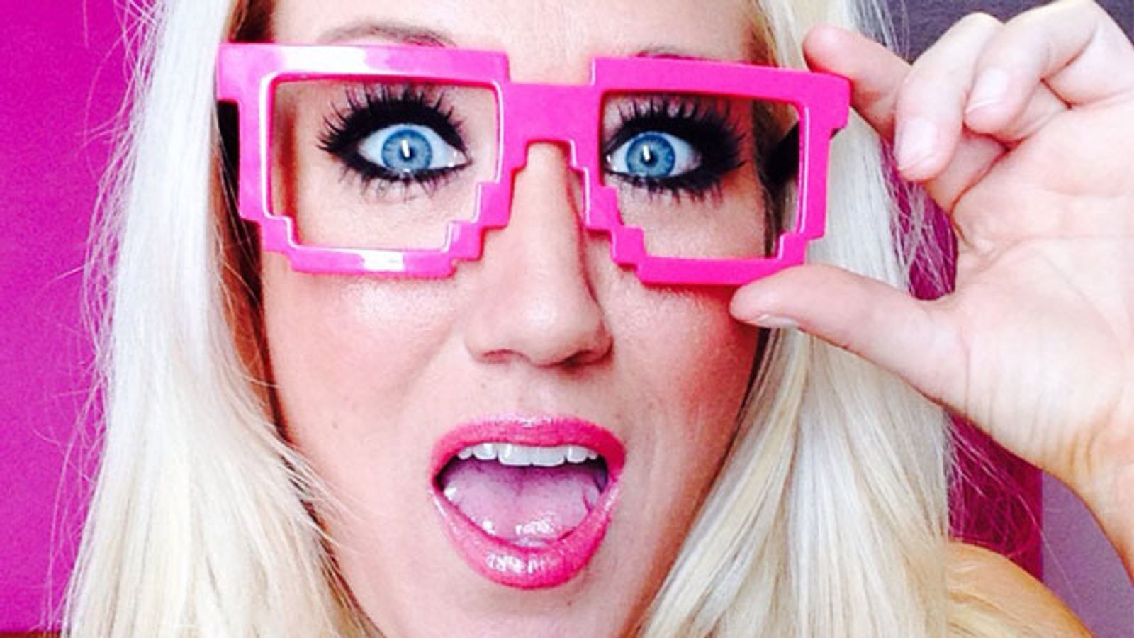 Alana Evans Scores Gaming Column for 'High Times'