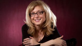 Nina Hartley Serves Steak & Blowjob Day Workshop at The Pleasure Chest