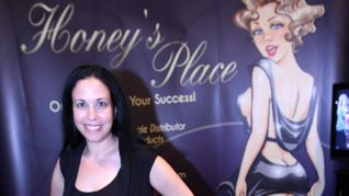 Honey’s Place Celebrates 20 Years of Putting Customers First