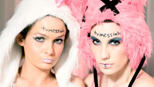 Felicity Prinzzess, Kiara Diane Appear In tvmessiah Music Video