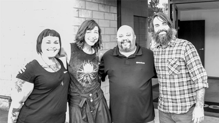 Cast, Crew of ‘Last Man on Earth’ Visit Pipedream Products