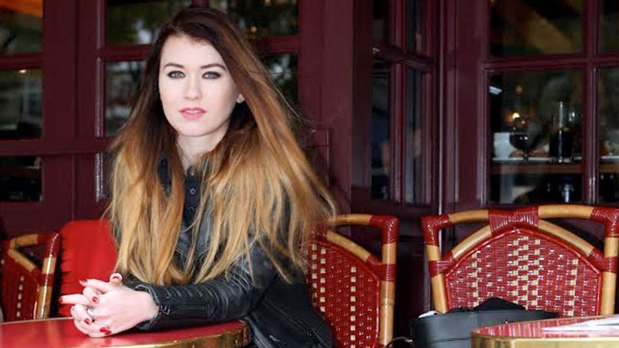 Rebecca Lord Signs Year-Long Contract With Misha Cross