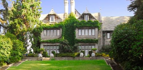 TMZ: Metropoulos Closes on Playboy Mansion