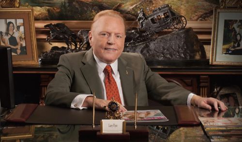 Larry Flynt Offers $10M for Info Leading to Trump Impeachment