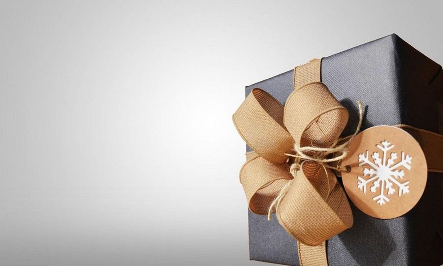 Tied with a Bow: Bondage Gifts that Make for Great Holiday Sex