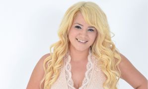 Fresh Faces: Alix Lovell