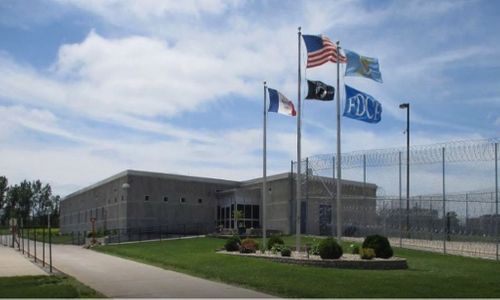 58 Iowa Prisoners Sue For Access To Porn, Money Damages