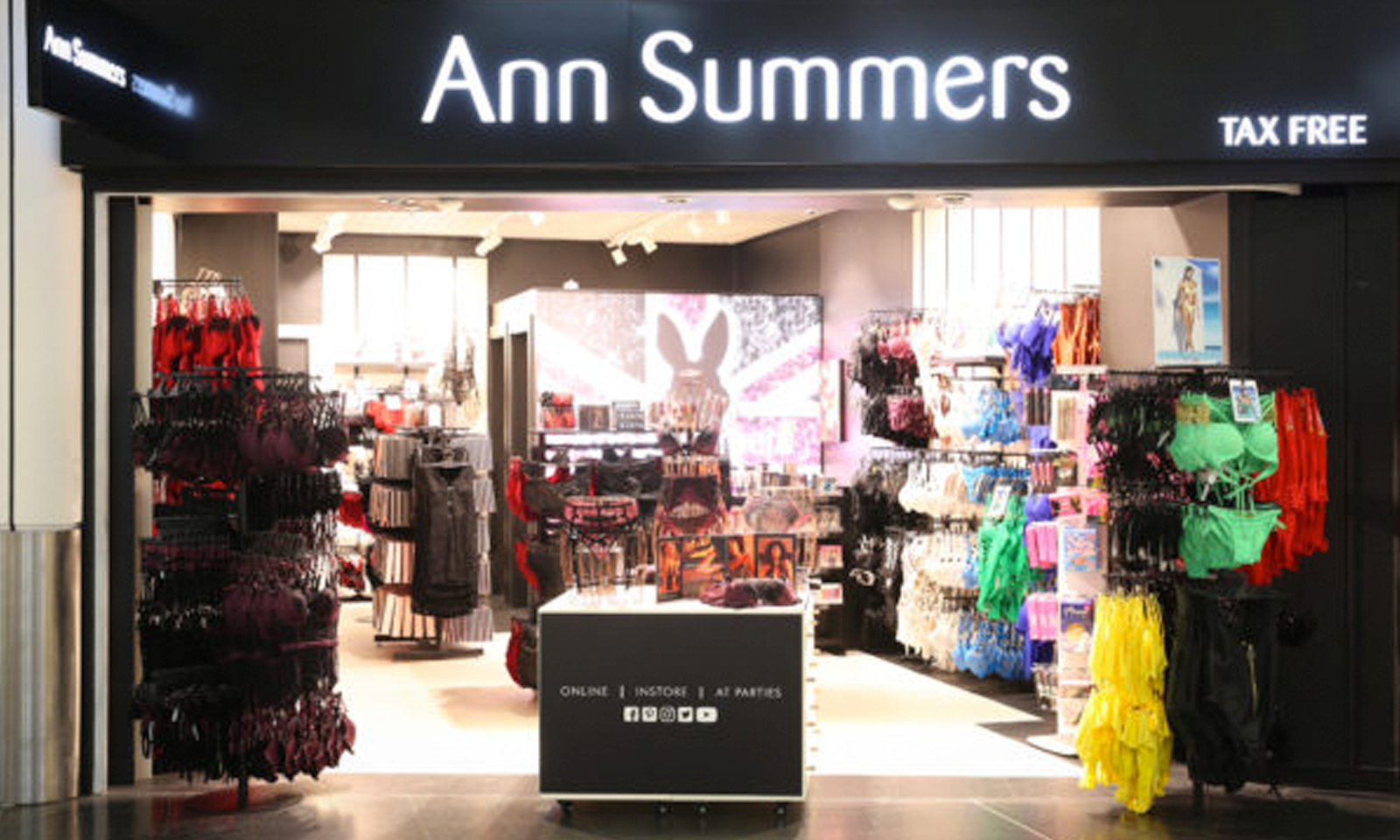 Ann Summers Opens Airport Location
