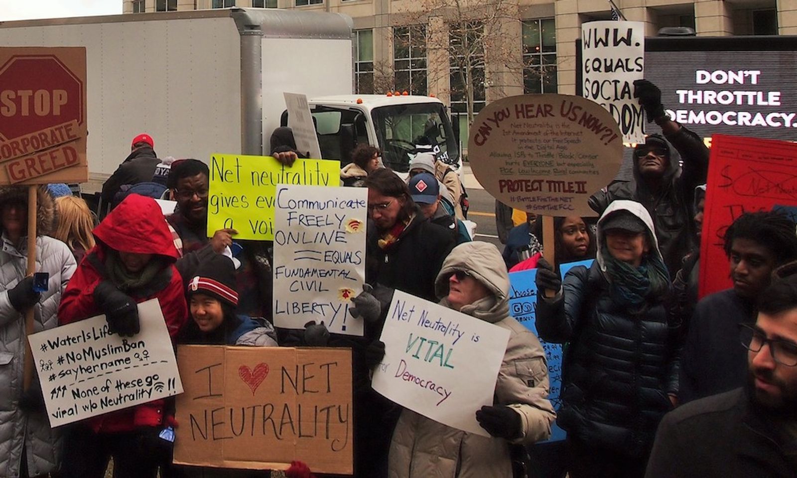 Net Neutrality: States Slam ‘Capricious’ FCC in New Court Brief