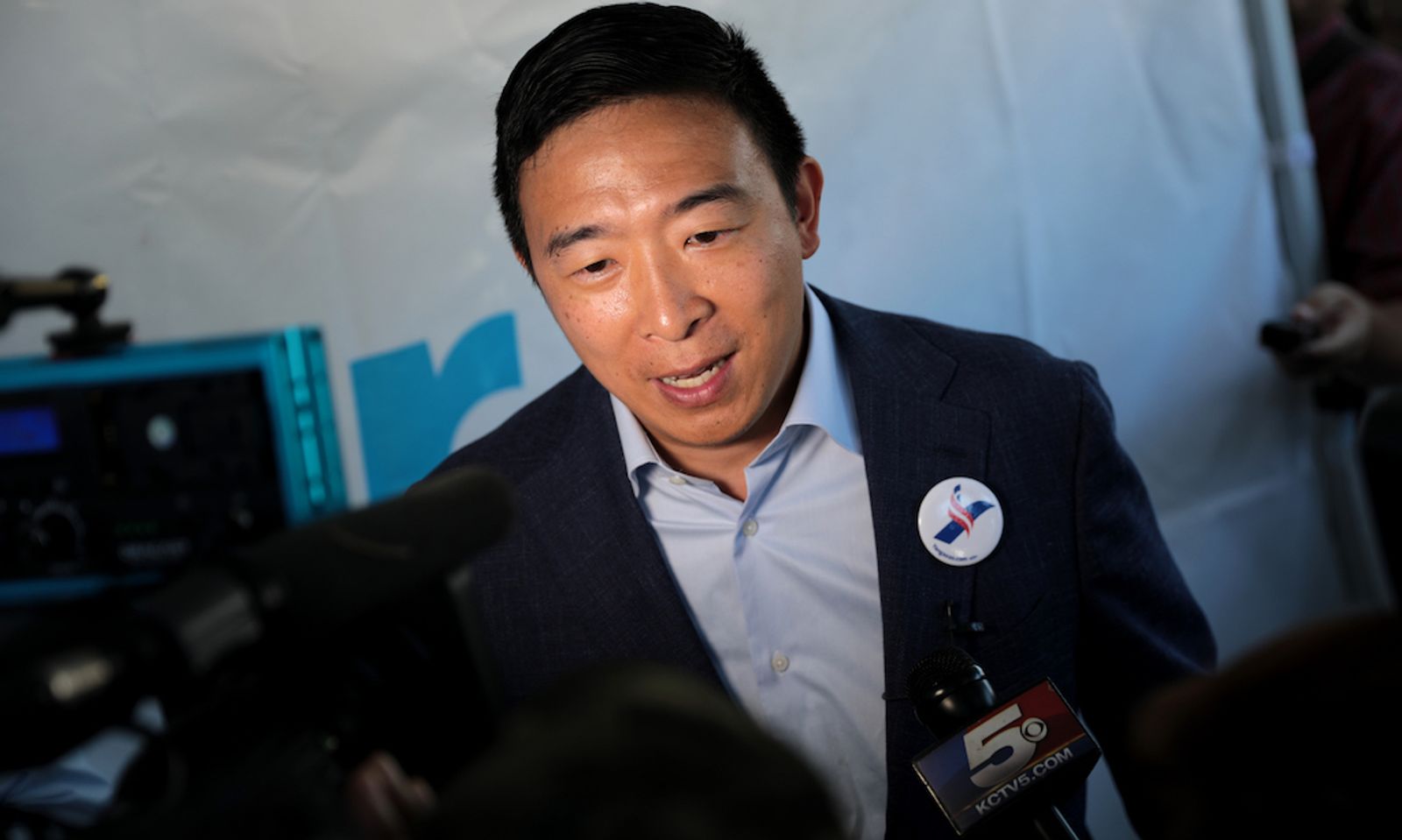 Andrew Yang Wants Sex Work Decriminalized, Only for ‘Seller’