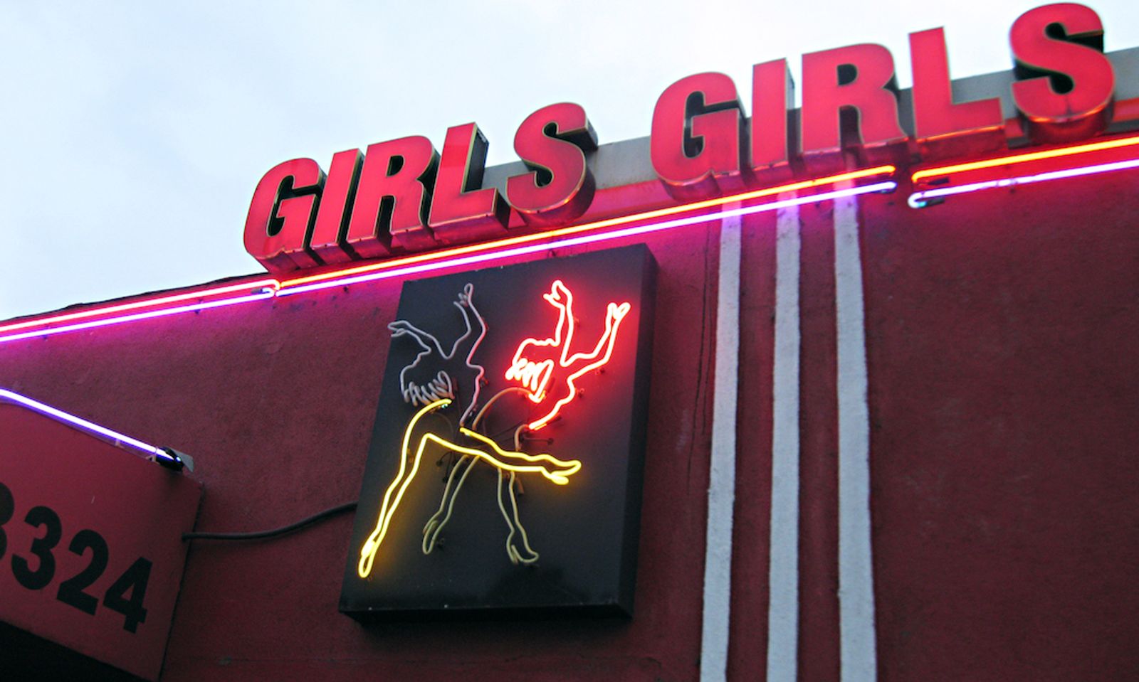 Good News, Football Fans! Atlanta Strip Clubs Open For Super Bowl