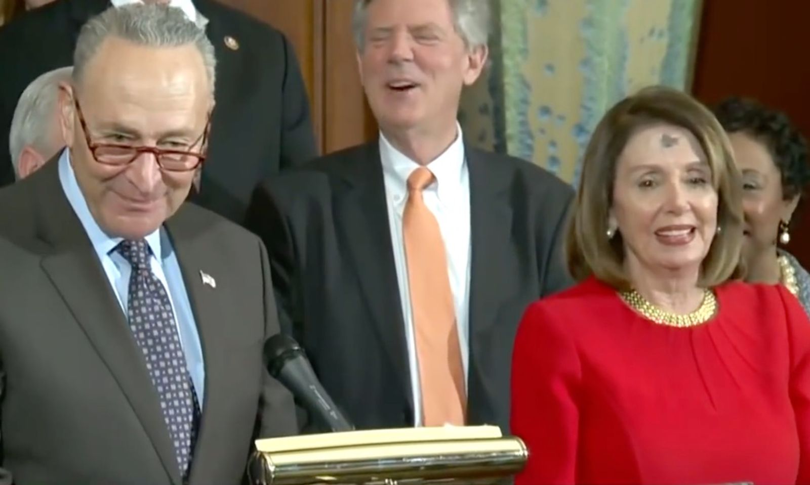 Democrats Unveil ‘Save the Internet’ Act to Revive Net Neutrality