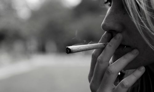 Study: Women Who Smoke Pot Pre-Sex Have More ‘Satisfying’ Orgasms