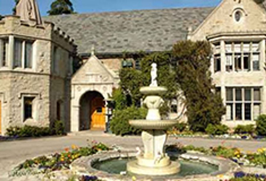 Playboy Mansion to Host 'PJ and Lingerie Party'