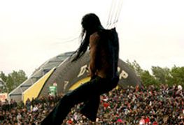 Matt Zane to Perform Suspension on Dave Navarro Webcast