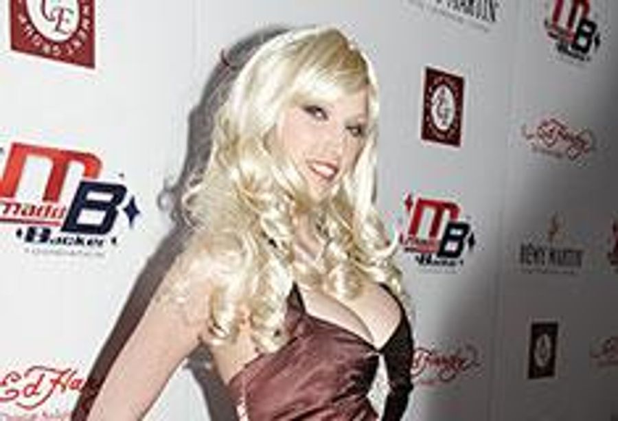 Playboy Mansion Does Nikki Hunter Party