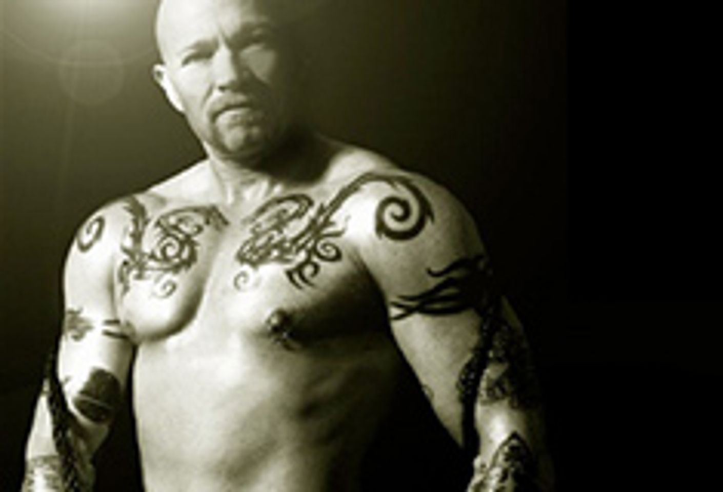 Бак энджел. Бак Эйнджел. Buck Angel. Buck Angel статуя.