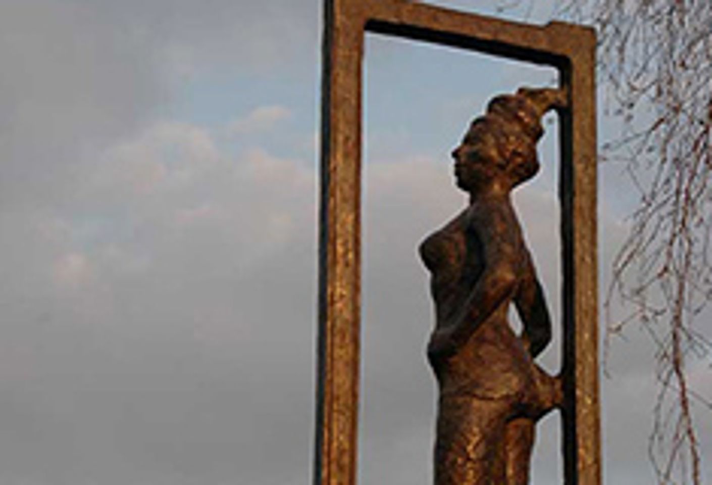 Amsterdam Erects World's First Prostitute Monument