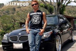 Kurt Lockwood to Host Halloween Party