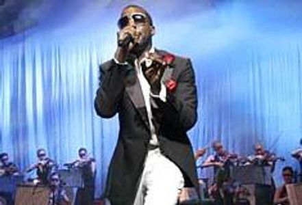 Kanye West Raps About the AVN Awards