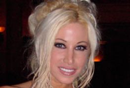 Gina Lynn Takes Prize At Exotic Dancer Awards