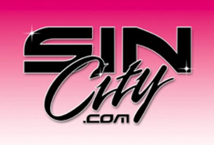 Sin City DVDs Feature Hardcore Posterette