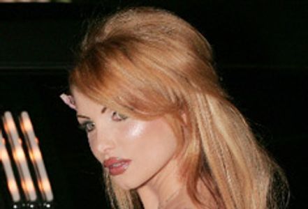 Taylor Wane Brings New Toys to AVN Adult Novelty Expo