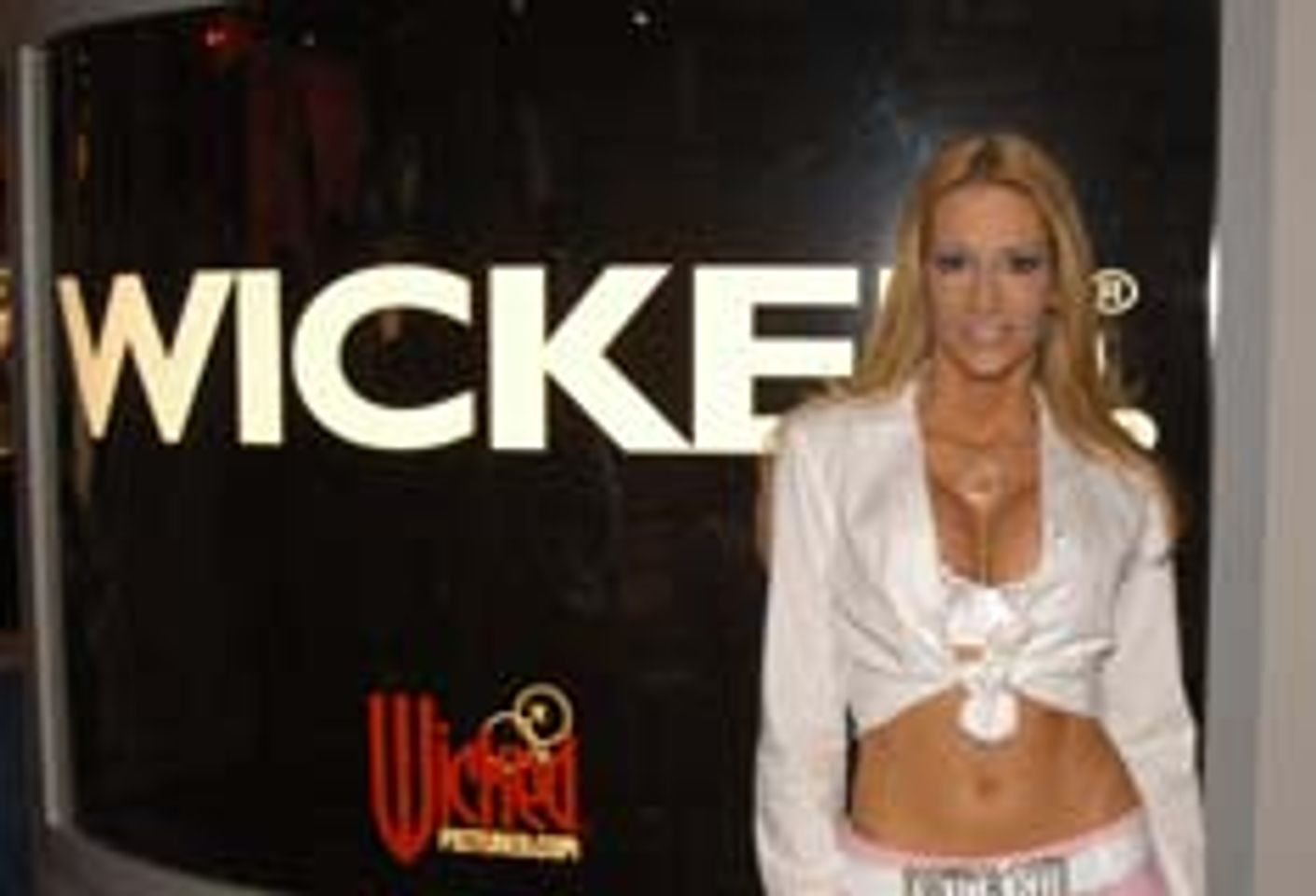 Wicked Pictures Has Success Trading Card Debut At AEE