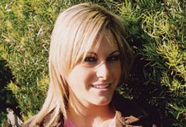 Courtney Simpson to Focus on Girl/Girl