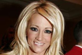 Hostess Jessica Drake Shines at AVN Awards