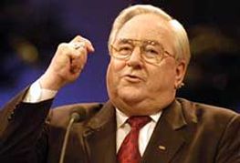 Jerry Falwell Dies at 73