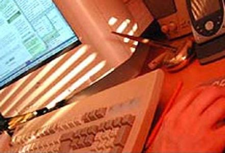 Attempt To Exempt Web From Finance Laws Fails