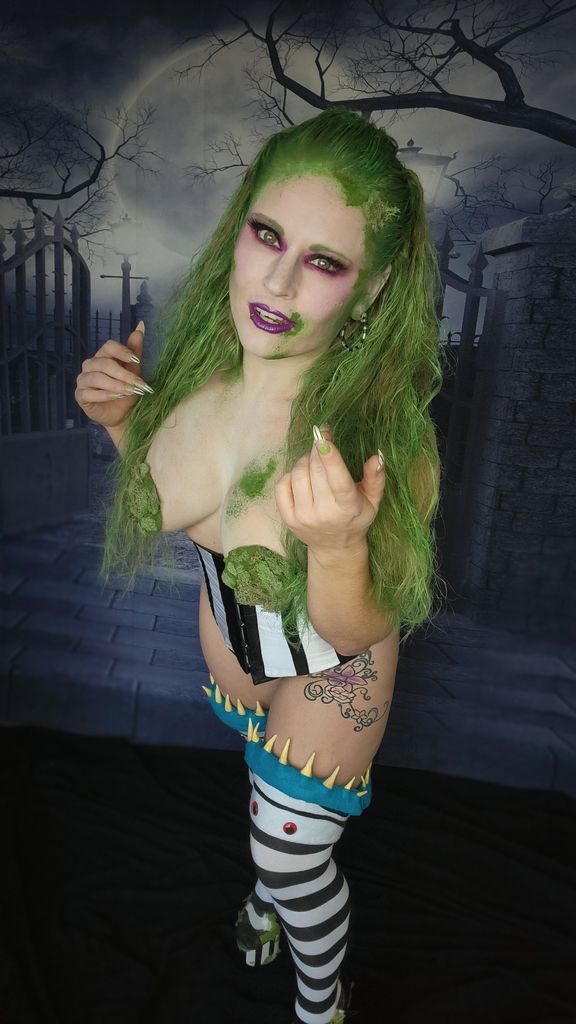 Chrissy LeBlanc