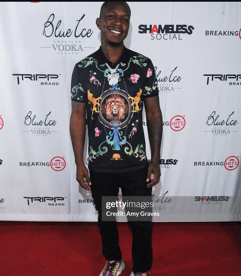 Suede the Plug (Thepluglove)