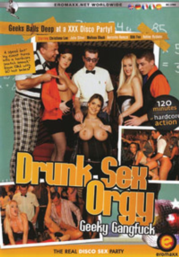 Drunk Sex Orgy: Geeky Gangfuck