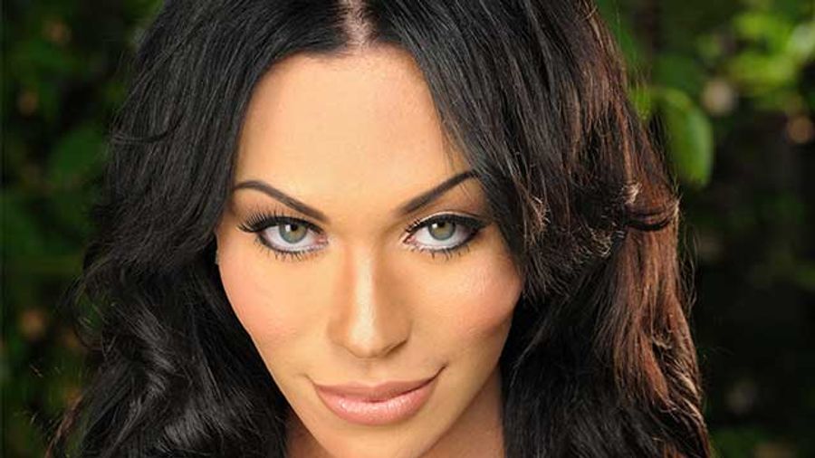 TS Mia Isabella to Attend NightMoves FanFest Oct. 12