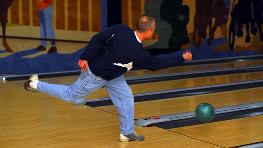 IVD/ECN Staff, Adult Vendors Go Bowling for Charity Dollars