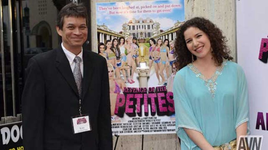 'Revenge of the Petites' World Premiere Draws High Praise