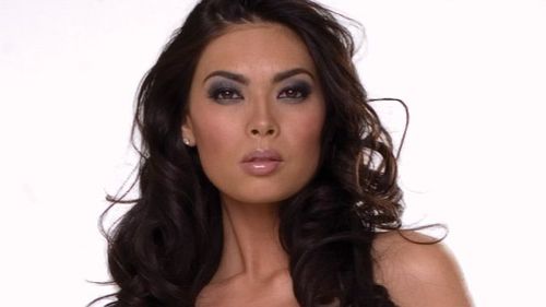 Tera Patrick Returns to Feature Dancing With Feature Elite