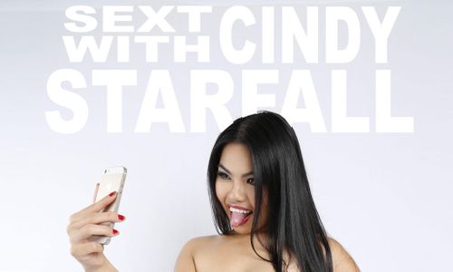 Cindy Starfall Offering Fans a New Way to Connect