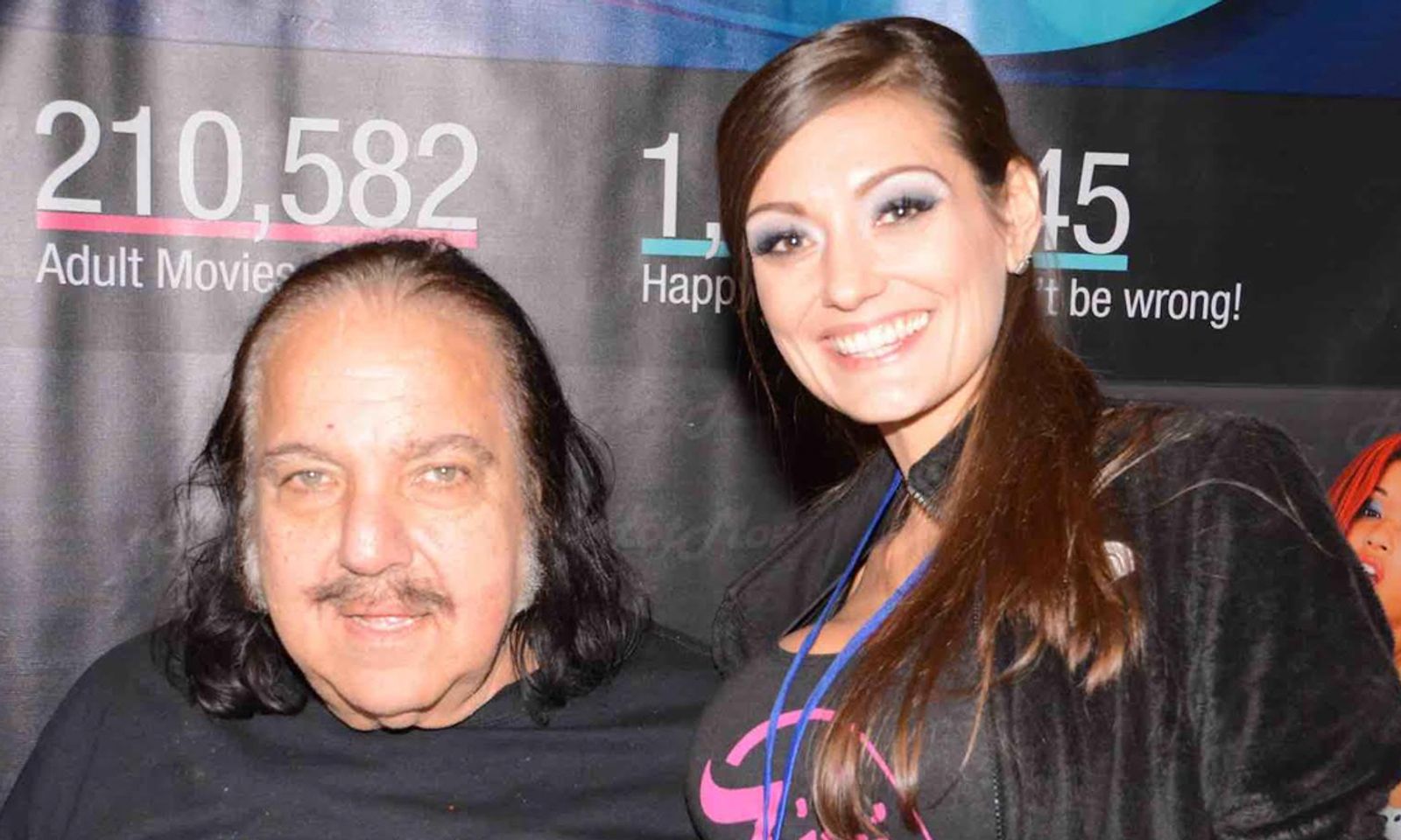 Ex-Stripper ZiFi Pens New Columns, Attends Exxxotica & XRCO