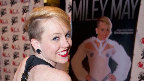 Miley May Performs Free Livecam Show Today on Porn.com