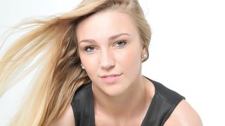 Kendra Sunderland Returns to PlayWithKendra.com