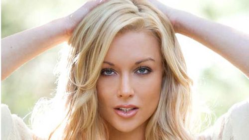 Kayden Kross Teams With Vuier For Live Cam Shows on ClubKayden.com